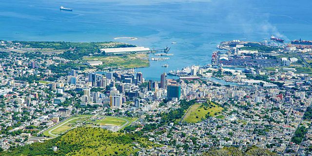 Mauritius helicopter airport transfer service (13)